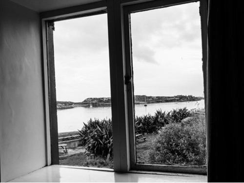 The Beach, Days Bar And B&B Инишбофин Номер фото